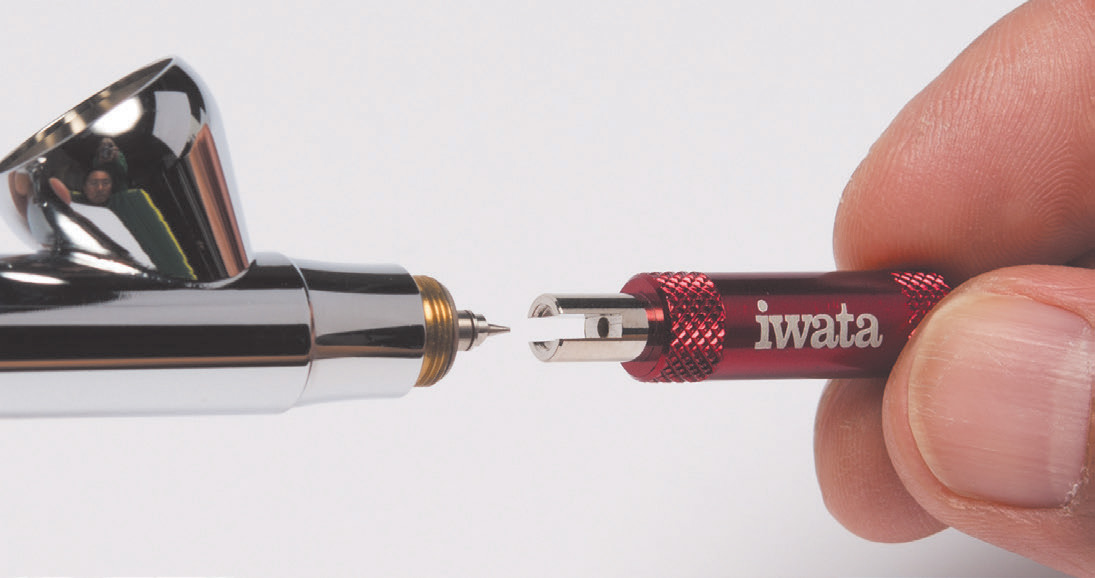 Profesionální nářadí pro servis pistolí Iwata